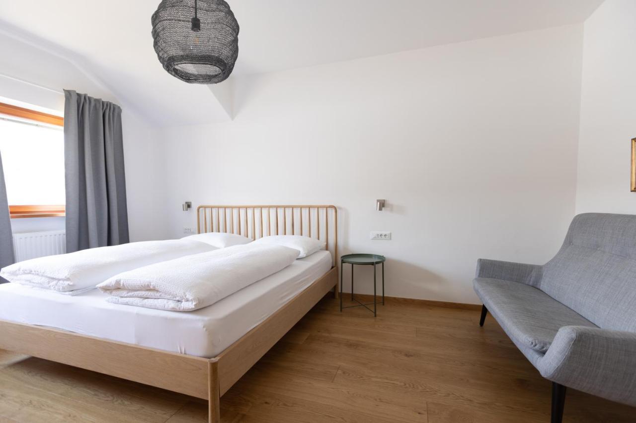 Schoene Wohnung Am Stadtrand Von Meran Valentinhof ภายนอก รูปภาพ